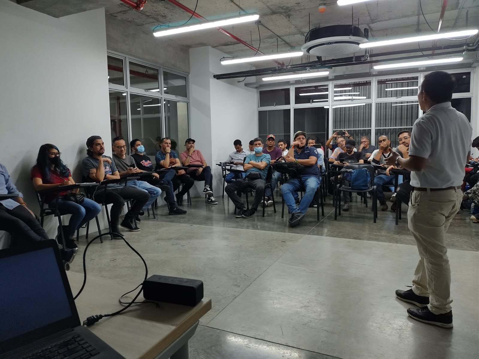 GRUPO CAEM S.A.S. 0212